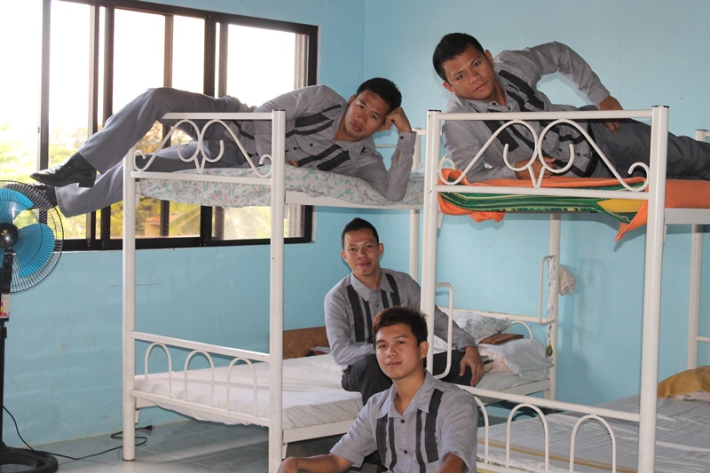 boys dorm (2)